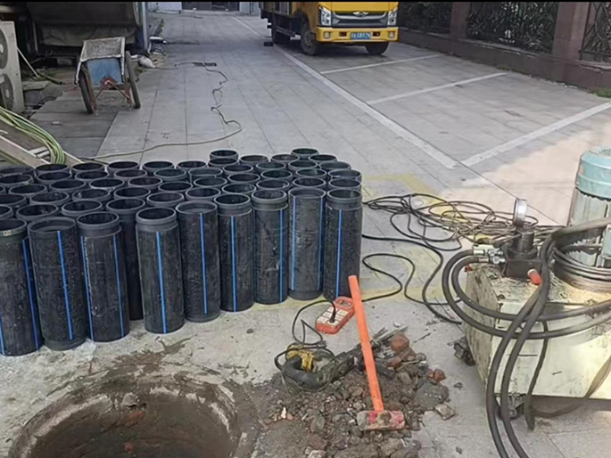 顺义PE置换管厂家 DN315置换管 非开挖管短管置换